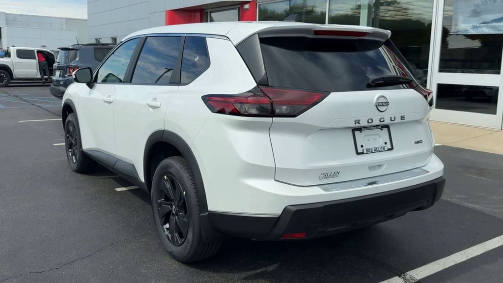 2026 Nissan Rogue SV Photo in Danville KY 40422