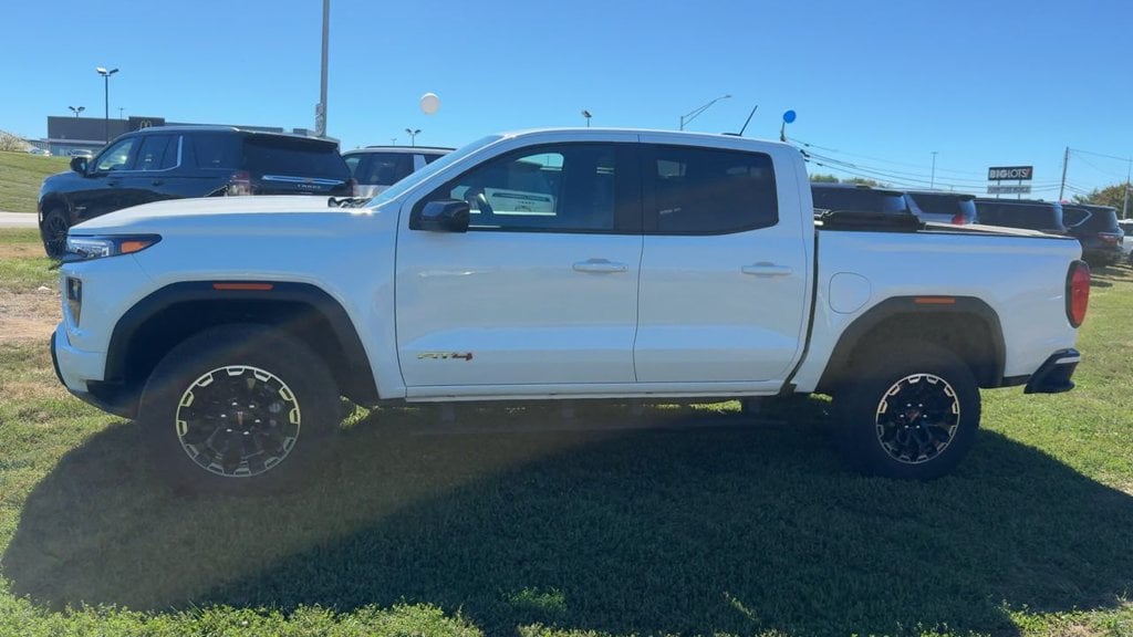 2026 GMC Canyon AT4 Photo in Danville KY 40422