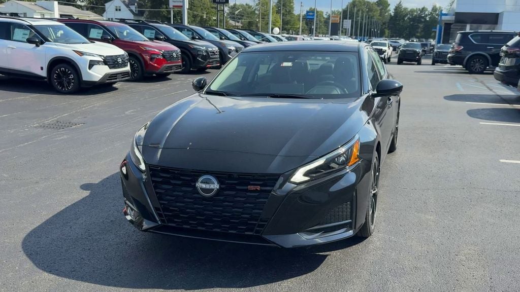2026 Nissan Altima 2.5 SR Photo in Danville KY 40422