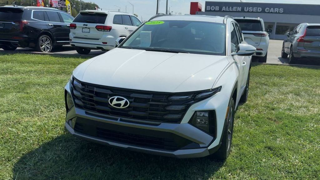 2025 Hyundai Tucson SEL Convenience Photo in Danville KY 40422