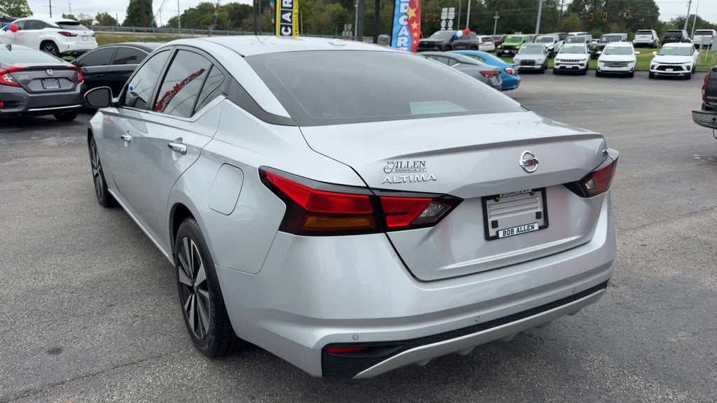 2022 Nissan Altima 2.5 SV Photo in Danville KY 40422