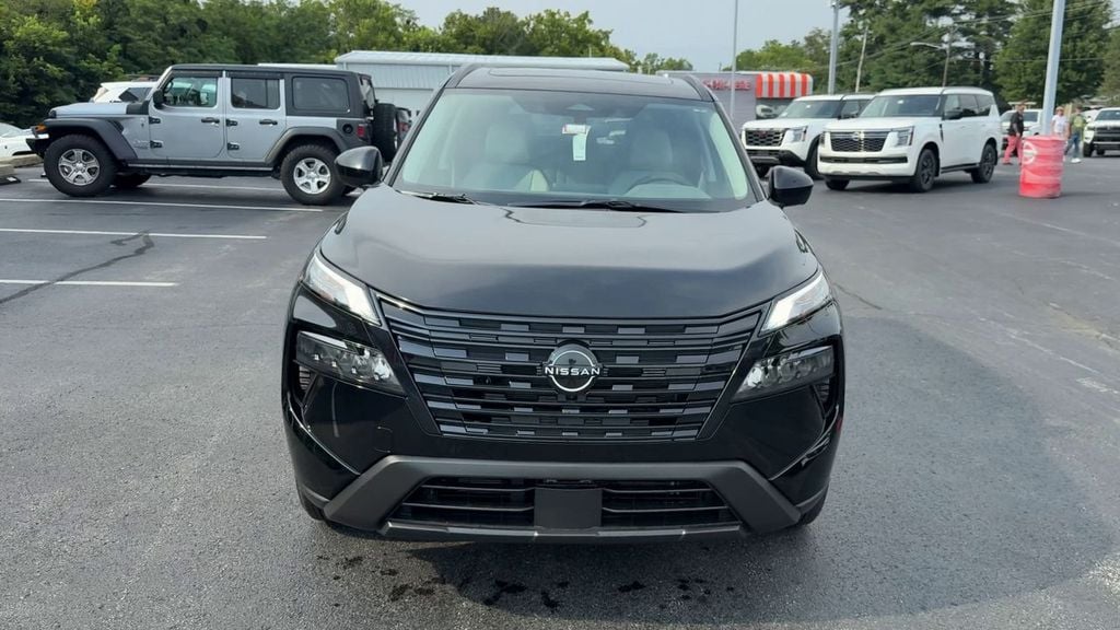2026 Nissan Rogue Dark Armor Photo in Danville KY 40422