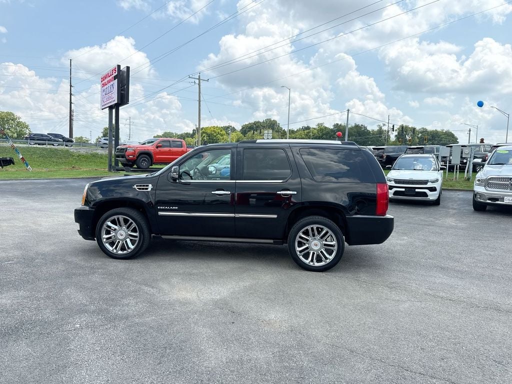 2014 Cadillac Escalade Platinum Edition Photo in Danville KY 40422