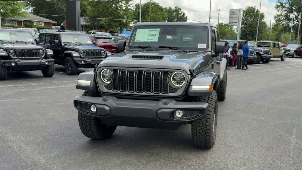 2026 Jeep Gladiator Sport S Photo in Danville KY 40422