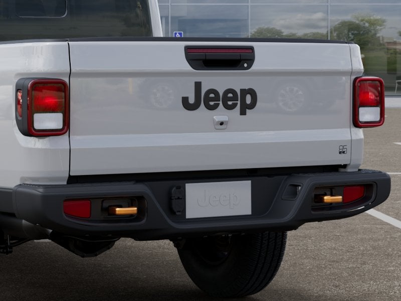 New 2026 Jeep Gladiator 85th Anniversary Edition - photo - 44