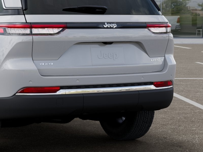 New 2026 Jeep Grand Cherokee Laredo X - photo - 44