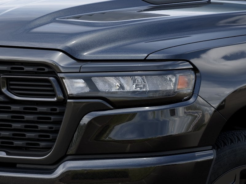 New 2026 Ram 1500 Express - photo - 39