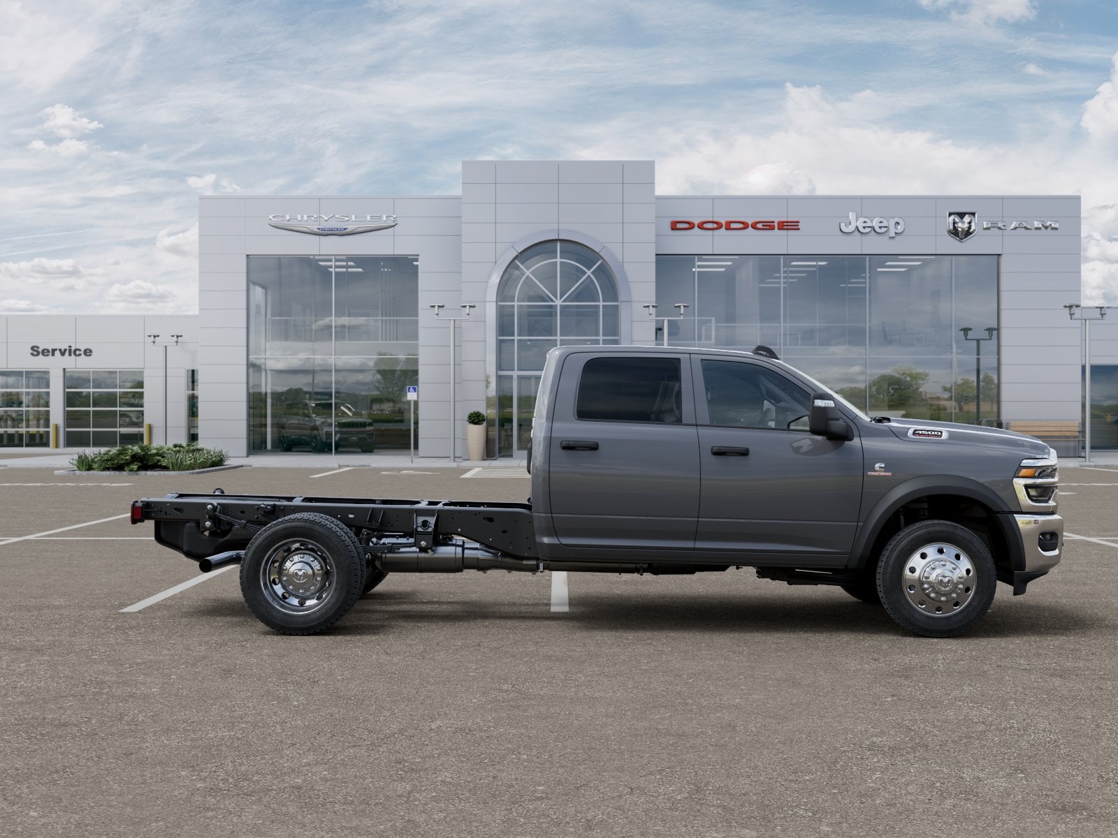 New 2026 Ram 4500HD Tradesman - photo - 41