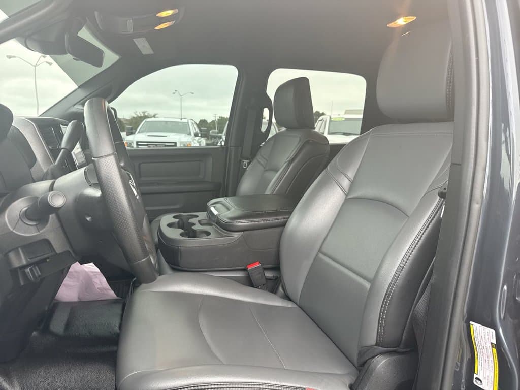 Pre-Owned 2025 Ram 2500 Tradesman - photo - 20