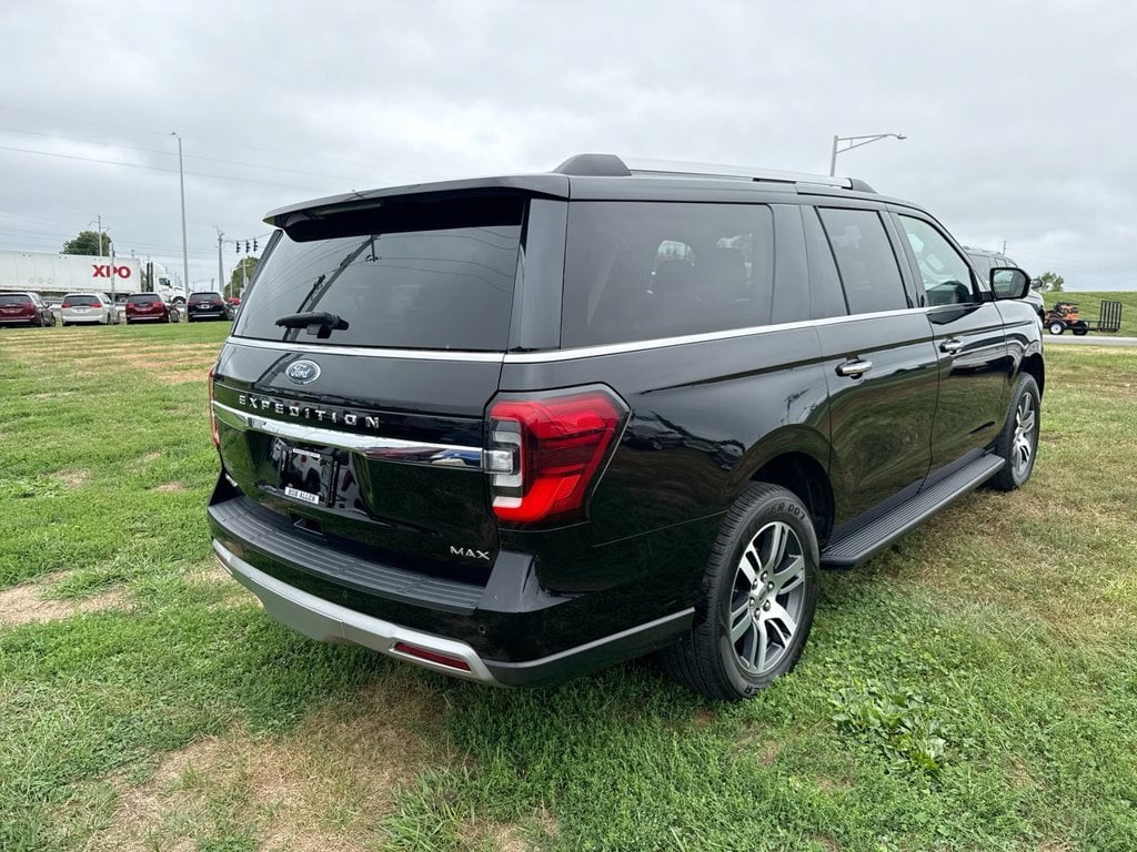 Pre-Owned 2024 Ford Expedition Max Limited - photo - 12