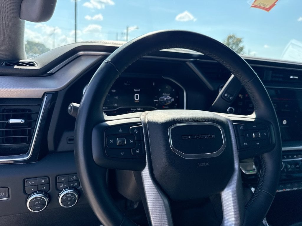 Pre-Owned 2024 GMC Sierra 2500HD Denali - photo - 25