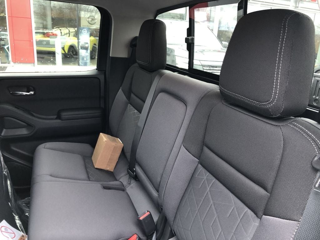 New 2026 Nissan Frontier SV - photo - 18
