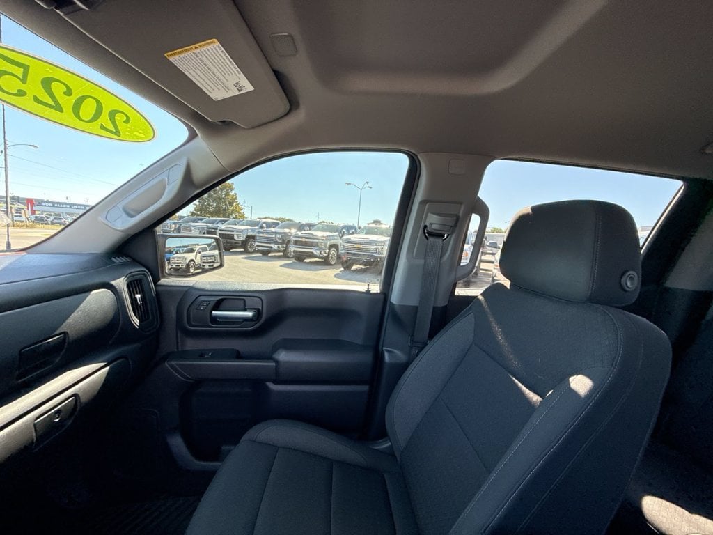 Pre-Owned 2025 Chevrolet Silverado 1500 Custom Trail Boss - photo - 29