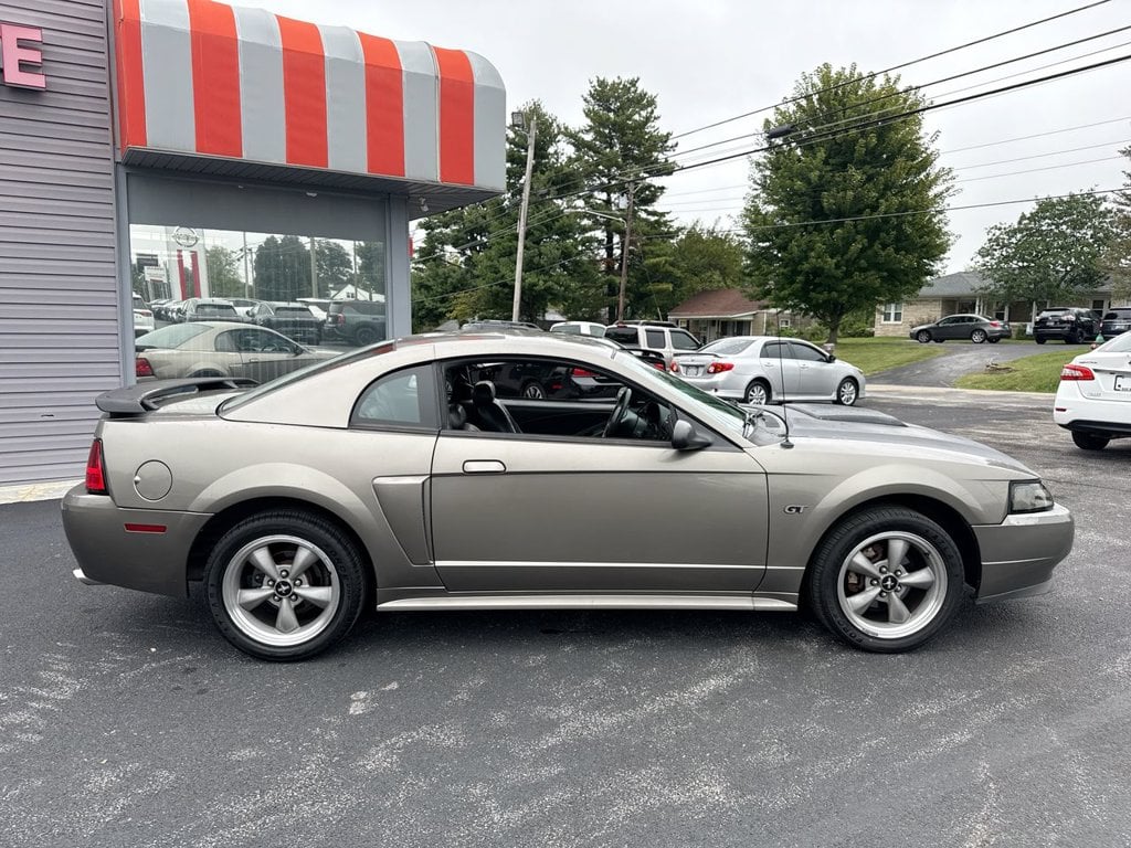 Pre-Owned 2002 Ford Mustang GT - photo - 5