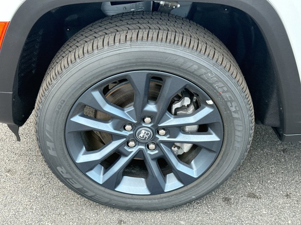 New 2026 Jeep Grand Cherokee L - photo - 9