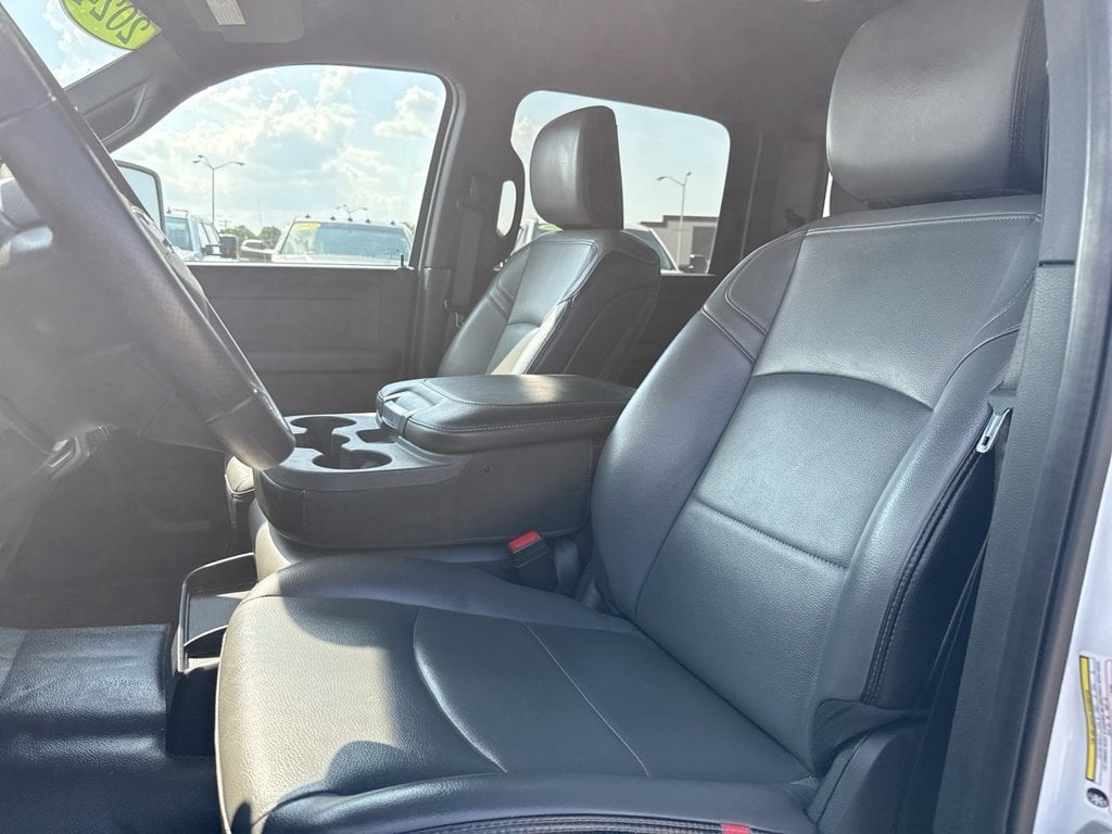 Pre-Owned 2024 Ram 3500 Tradesman - photo - 12