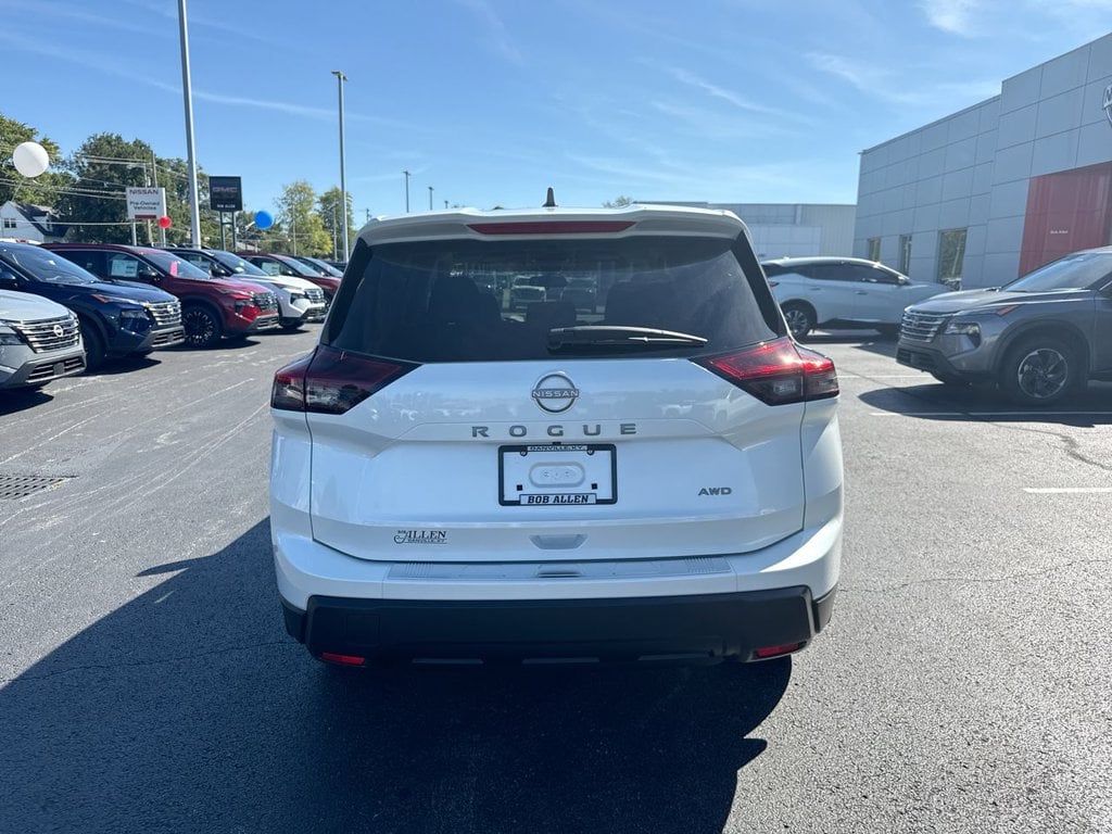 New 2026 Nissan Rogue SV - photo - 18