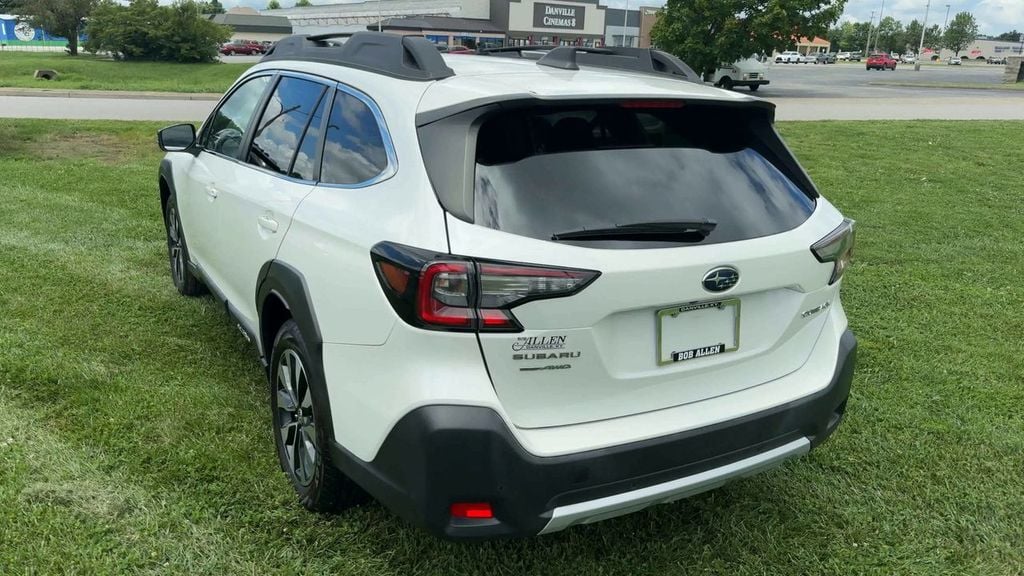 Pre-Owned 2024 Subaru Outback Limited - photo - 4
