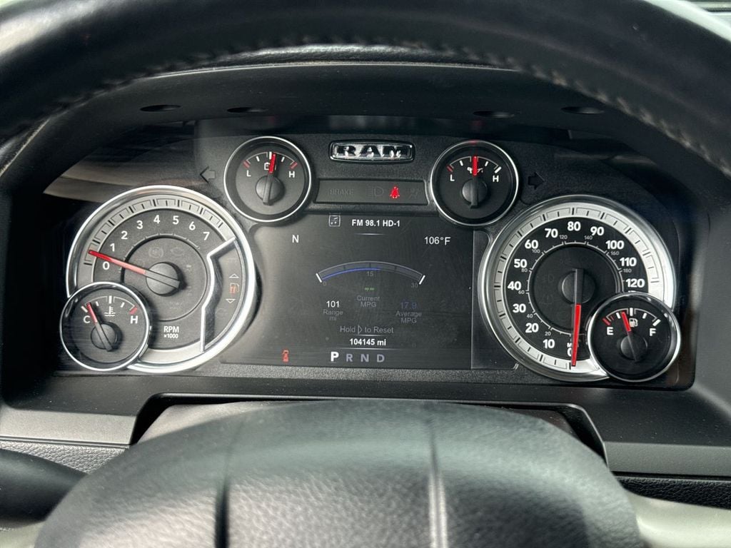 Pre-Owned 2018 Ram 1500 Laramie - photo - 15
