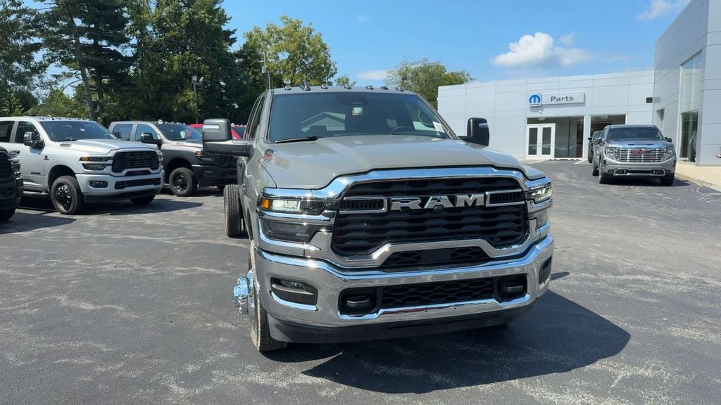 New 2026 Ram 3500 Tradesman - photo - 8