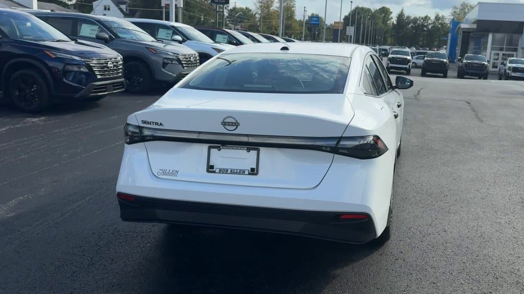 New 2027 Nissan Sentra S - photo - 5