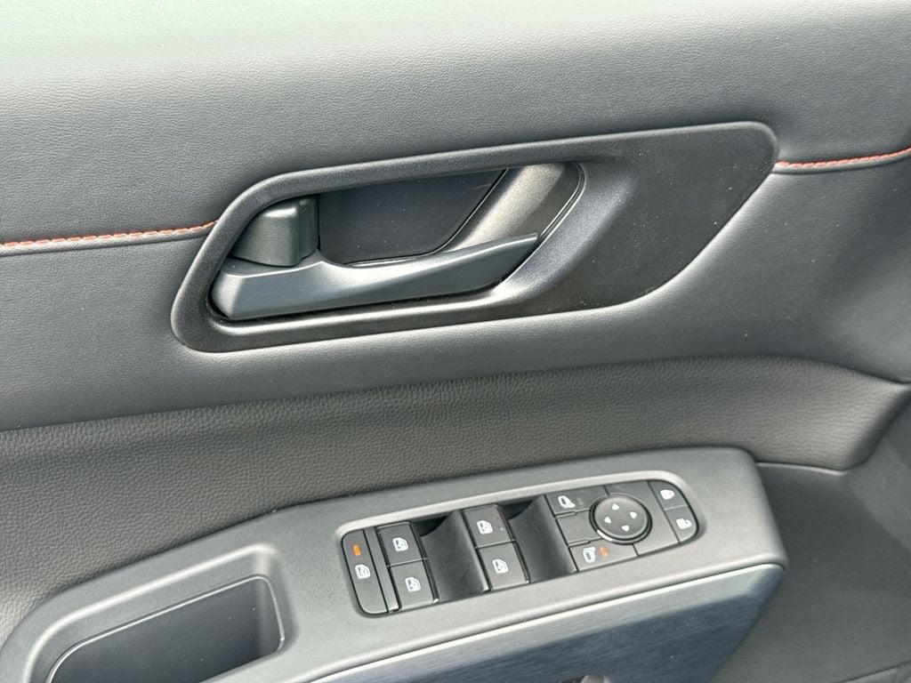 New 2026 Nissan Pathfinder Rock Creek - photo - 21