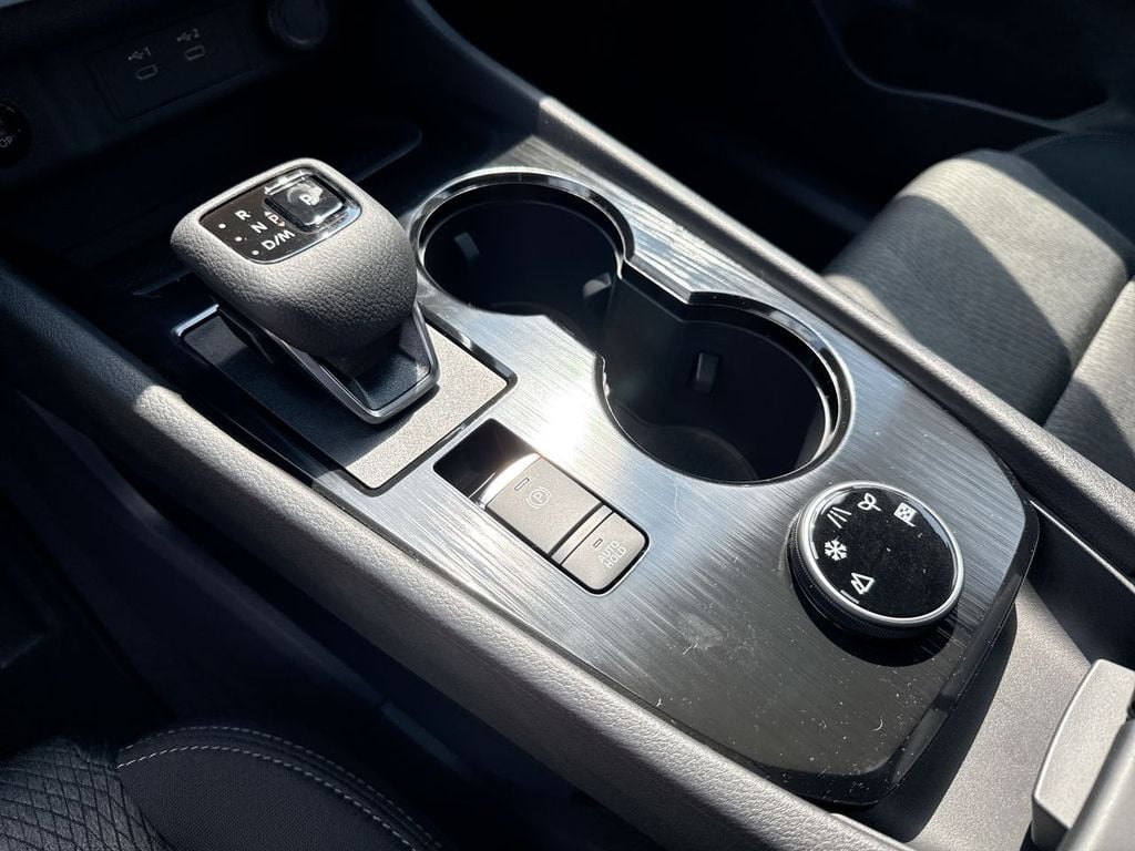 New 2026 Nissan Rogue SV - photo - 26