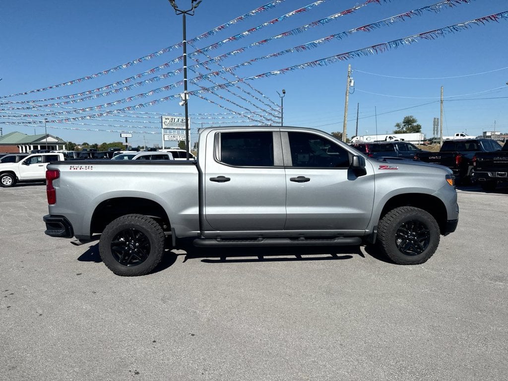 Pre-Owned 2025 Chevrolet Silverado 1500 Custom Trail Boss - photo - 13