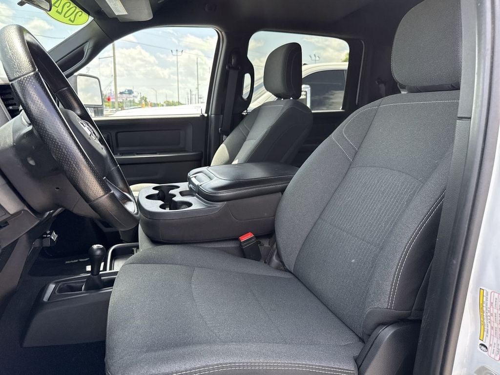 Pre-Owned 2024 Ram 3500 Tradesman - photo - 20