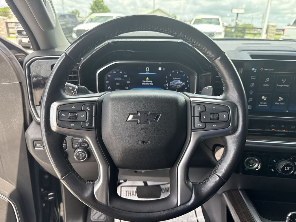 Pre-Owned 2022 Chevrolet Silverado 1500 RST - photo - 22