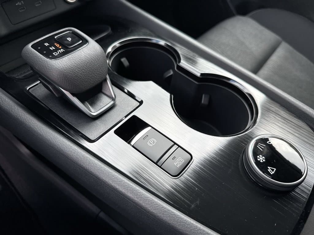New 2026 Nissan Rogue SV - photo - 26