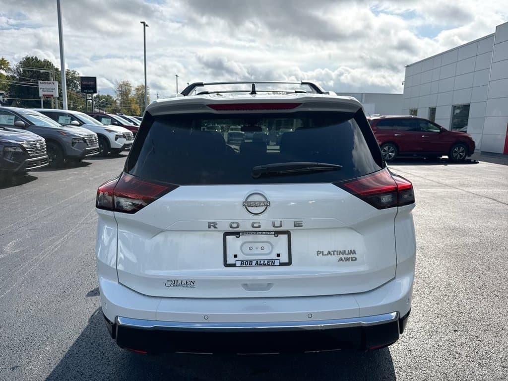 New 2026 Nissan Rogue Platinum - photo - 18