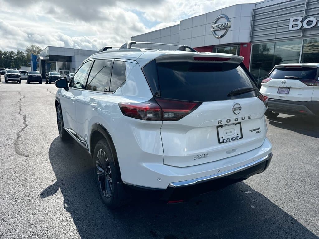 New 2026 Nissan Rogue Platinum - photo - 11