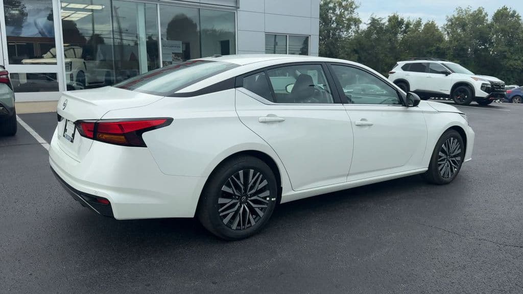 New 2026 Nissan Altima 2.5 SV - photo - 6