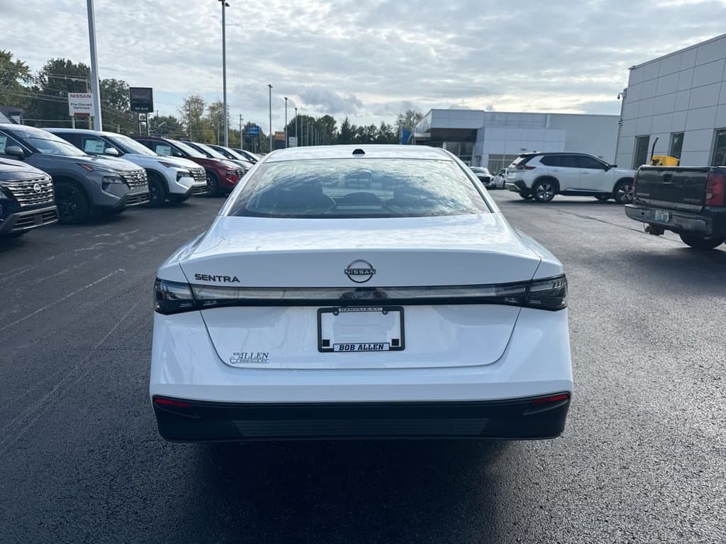 New 2027 Nissan Sentra S - photo - 17