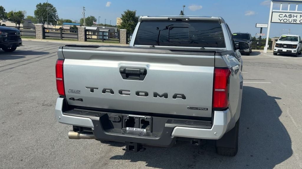 Pre-Owned 2025 Toyota Tacoma Hybrid TRD Sport - photo - 5