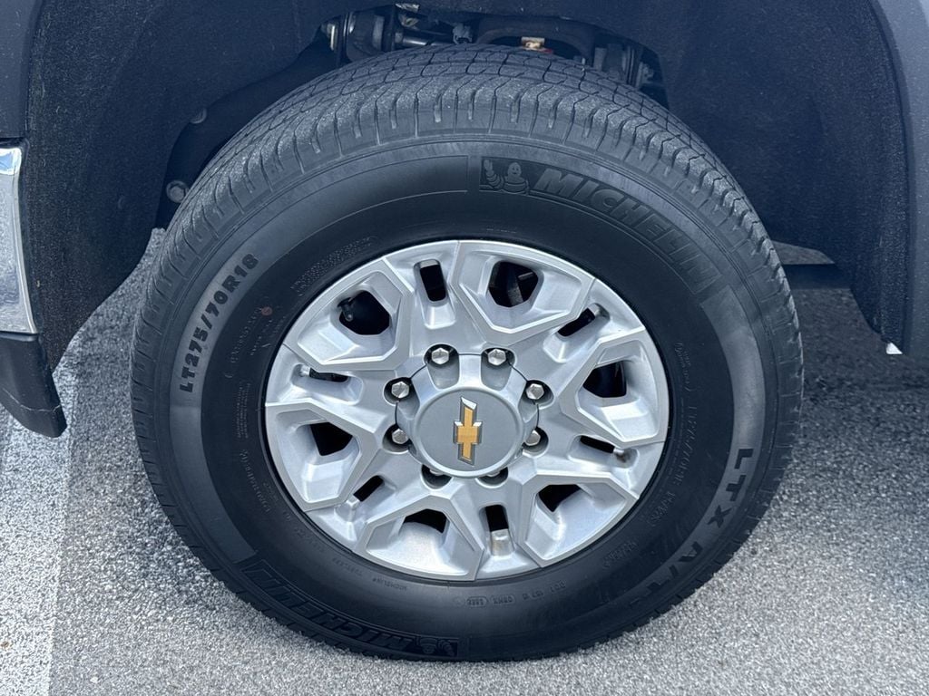 Pre-Owned 2023 Chevrolet Silverado 2500HD LT - photo - 9