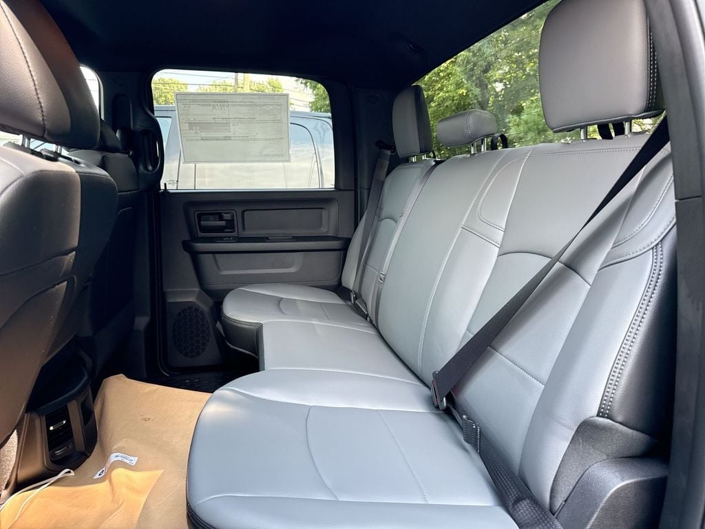 New 2026 Ram 4500HD Tradesman - photo - 17