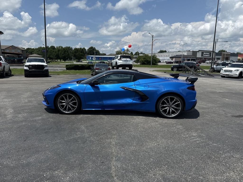 Pre-Owned 2025 Chevrolet Corvette Stingray - photo - 10