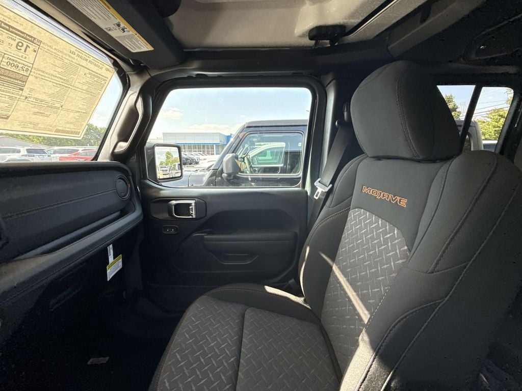 New 2026 Jeep Gladiator Mojave - photo - 29