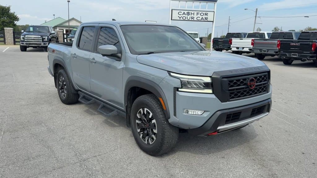 Pre-Owned 2024 Nissan Frontier PRO-4X - photo - 8