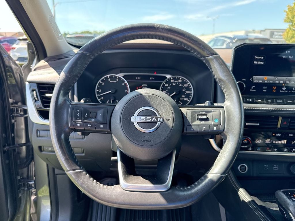 Pre-Owned 2023 Nissan Rogue SL - photo - 23