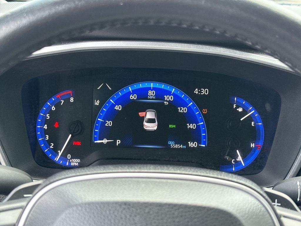 Pre-Owned 2021 Toyota Corolla XSE - photo - 23