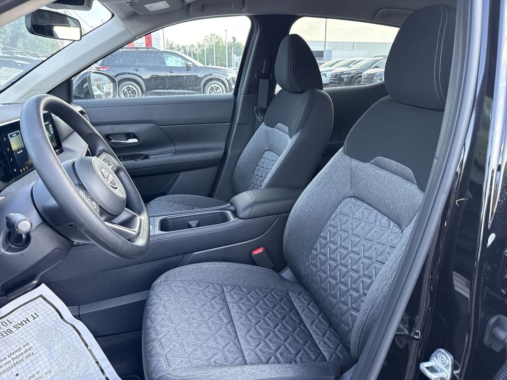New 2026 Nissan Kicks SV - photo - 20