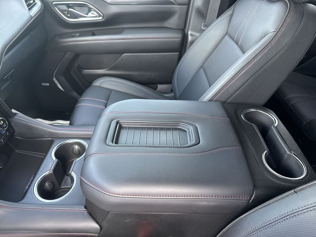 Pre-Owned 2024 Chevrolet Suburban RST - photo - 26