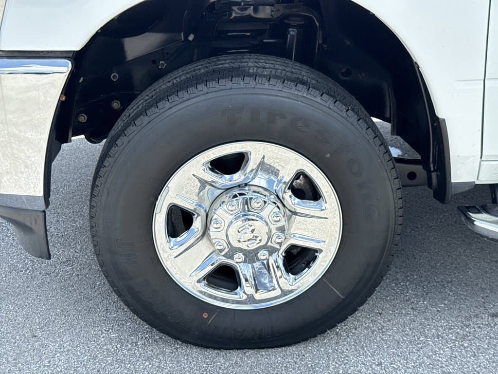 Pre-Owned 2024 Ram 3500 Tradesman - photo - 9