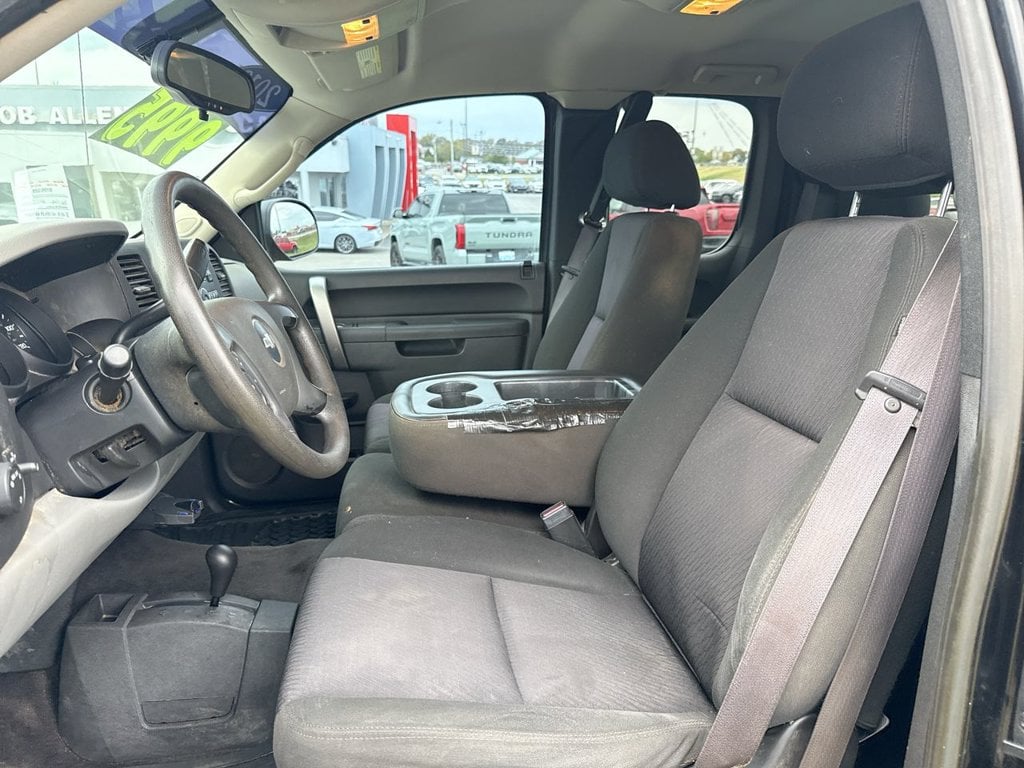 Pre-Owned 2012 Chevrolet Silverado 1500 LS - photo - 12