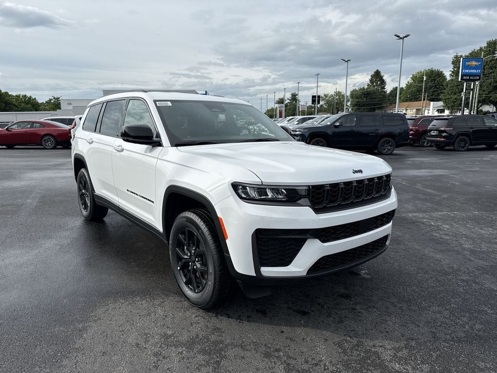 New 2026 Jeep Grand Cherokee L Altitude - photo - 14