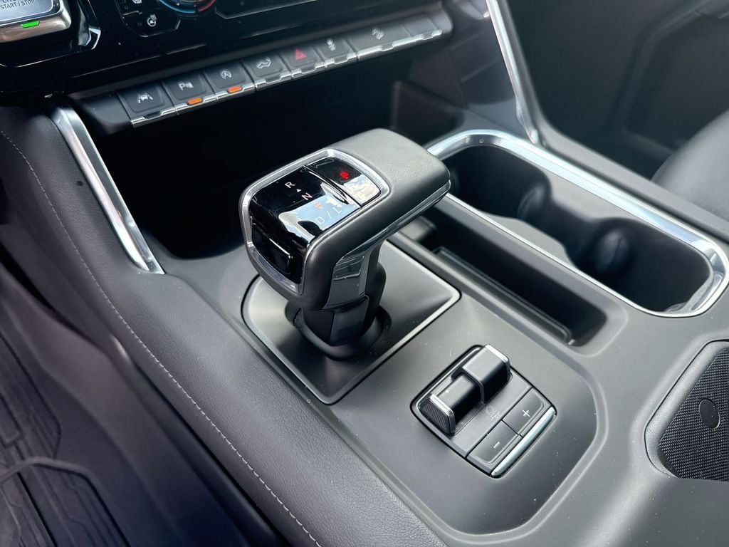 Pre-Owned 2025 GMC Sierra 1500 Denali - photo - 25