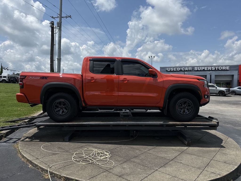 Pre-Owned 2025 Nissan Frontier PRO-4X - photo - 13